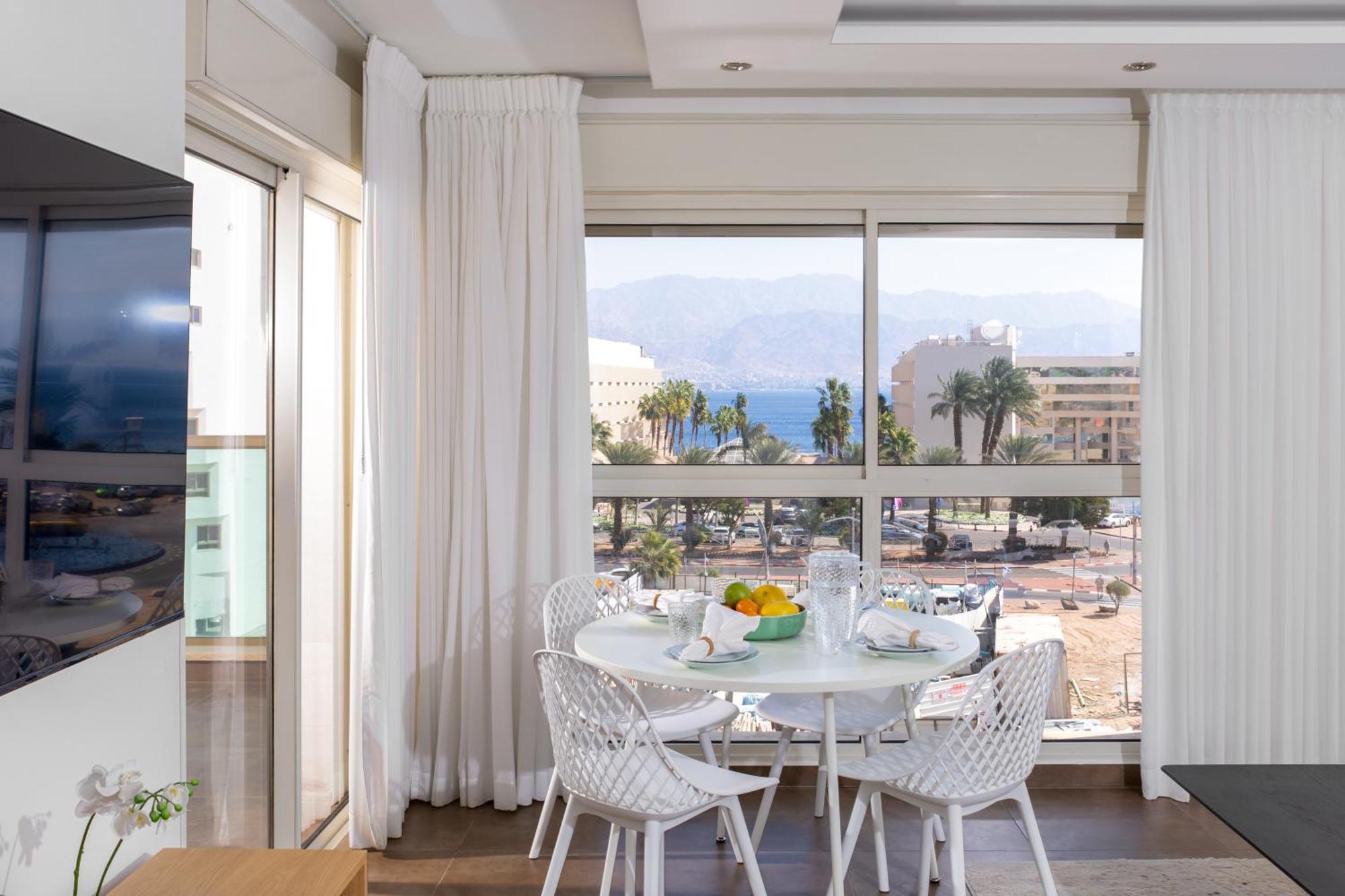 Appartement Pool View *